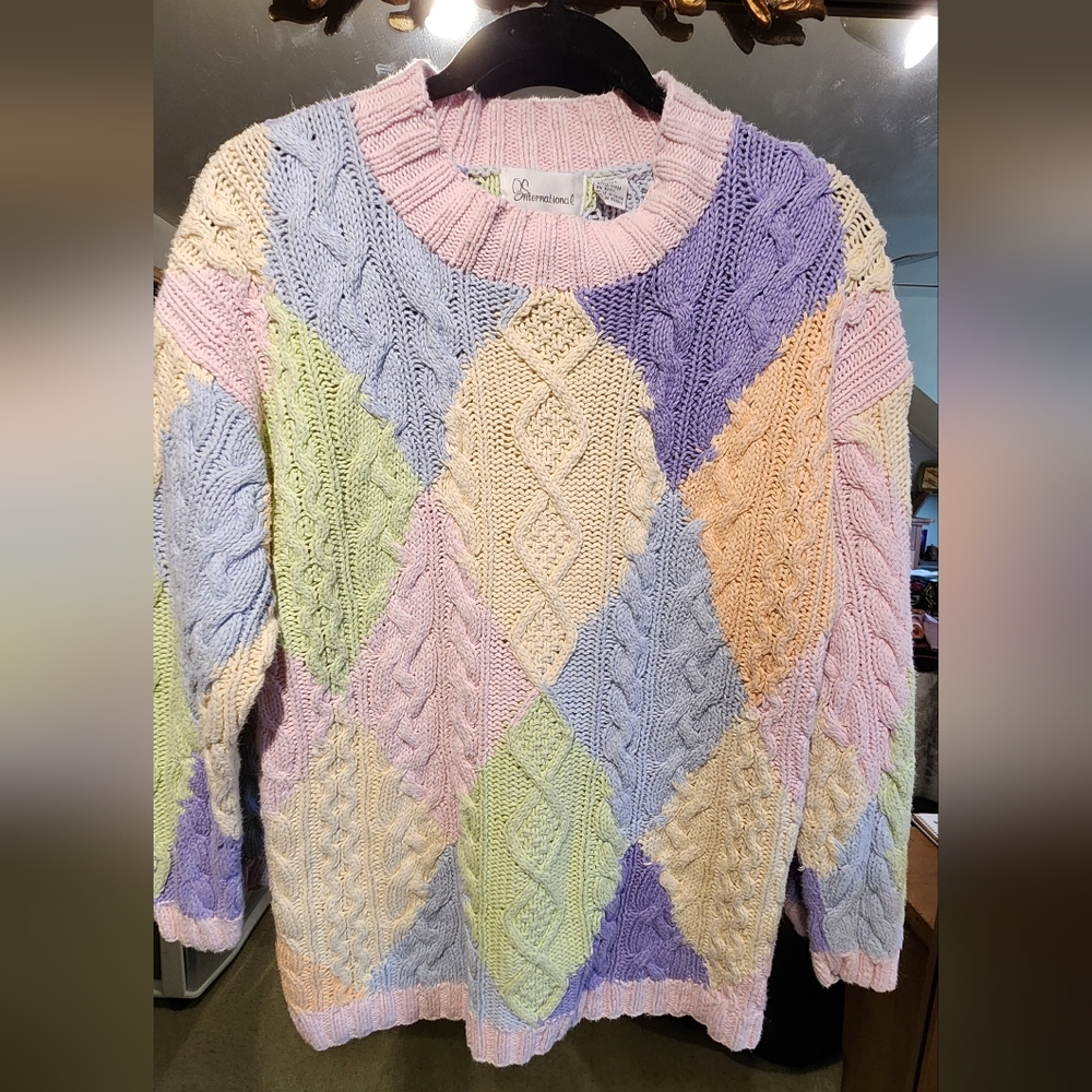 Vintage OS International Womens Medium pastal argyle, bradied patterns sweater